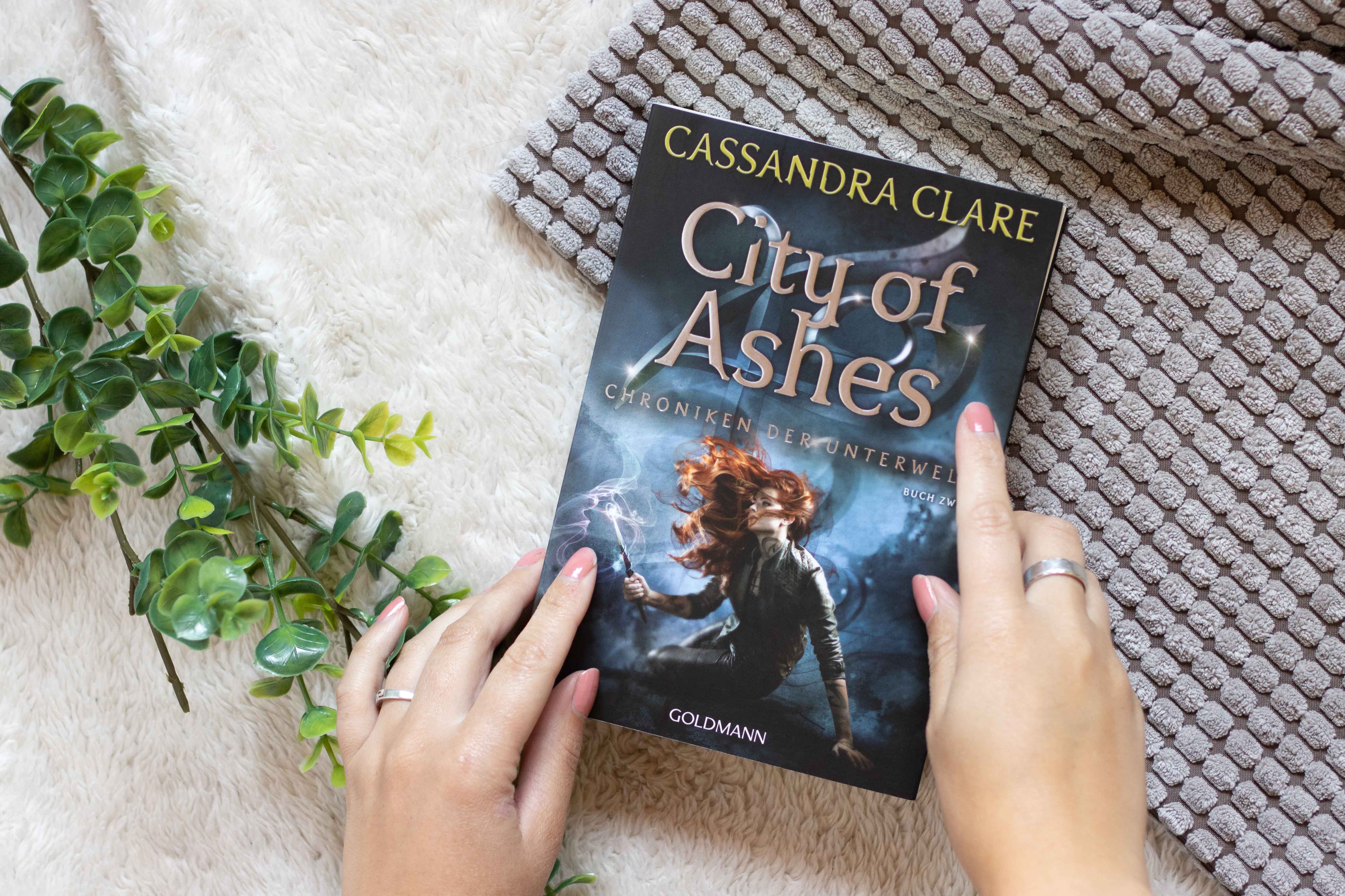 City of Ashes | Cassandra Clare
